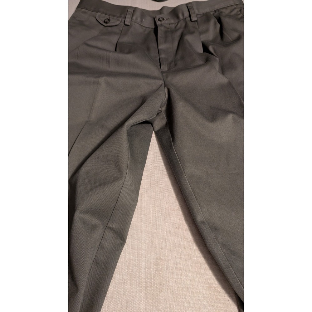 Dockers Men's Green Straight Leg Relaxed Pleated Front Cotton Khakis Size 36X31